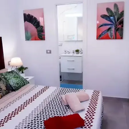 Sunny Pool Patio - 2 Bedrooms 2 Baths Appartamento *