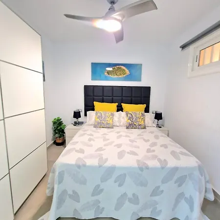 Appartamento Sunny Pool Patio - 2 Bedrooms 2 Baths Costa Adeje (Tenerife)