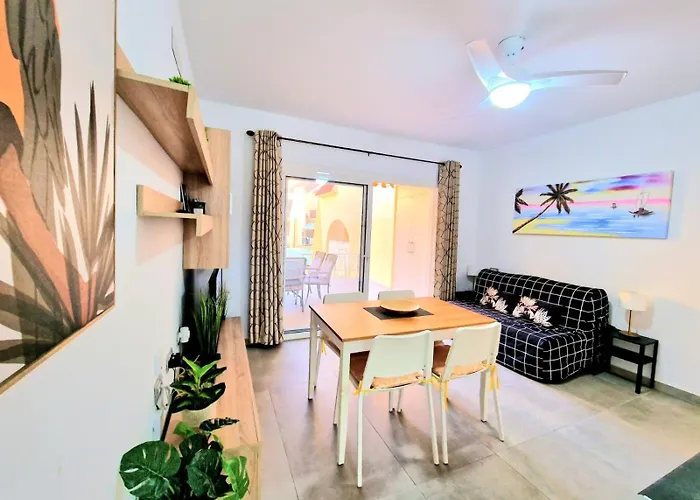 Sunny Pool Patio - 2 Bedrooms 2 Baths *