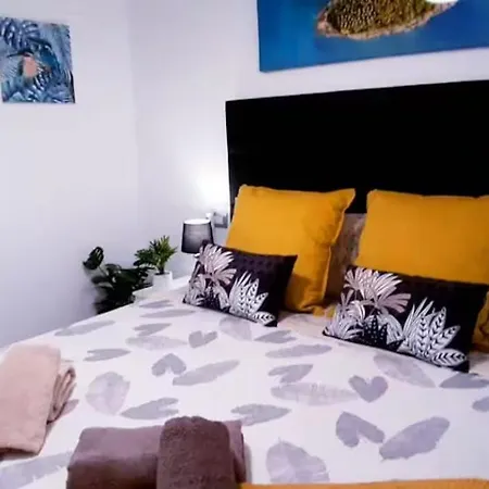 Sunny Pool Patio - 2 Bedrooms 2 Baths Costa Adeje