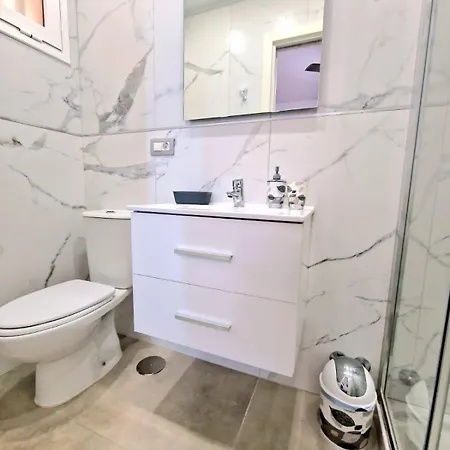 Sunny Pool Patio - 2 Bedrooms 2 Baths *