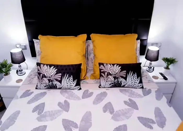 Sunny Pool Patio - 2 Bedrooms 2 Baths 公寓 阿德耶