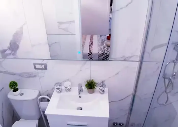 Sunny Pool Patio - 2 Bedrooms 2 Baths Apartamento *